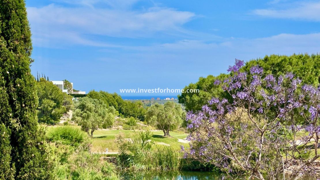 Sale - Villa - Orihuela Costa - Las Colinas Golf