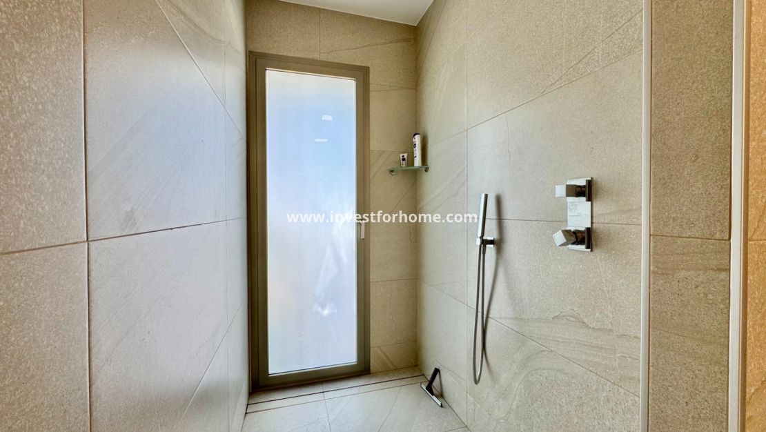 Sale - Villa - Orihuela Costa - Las Colinas Golf