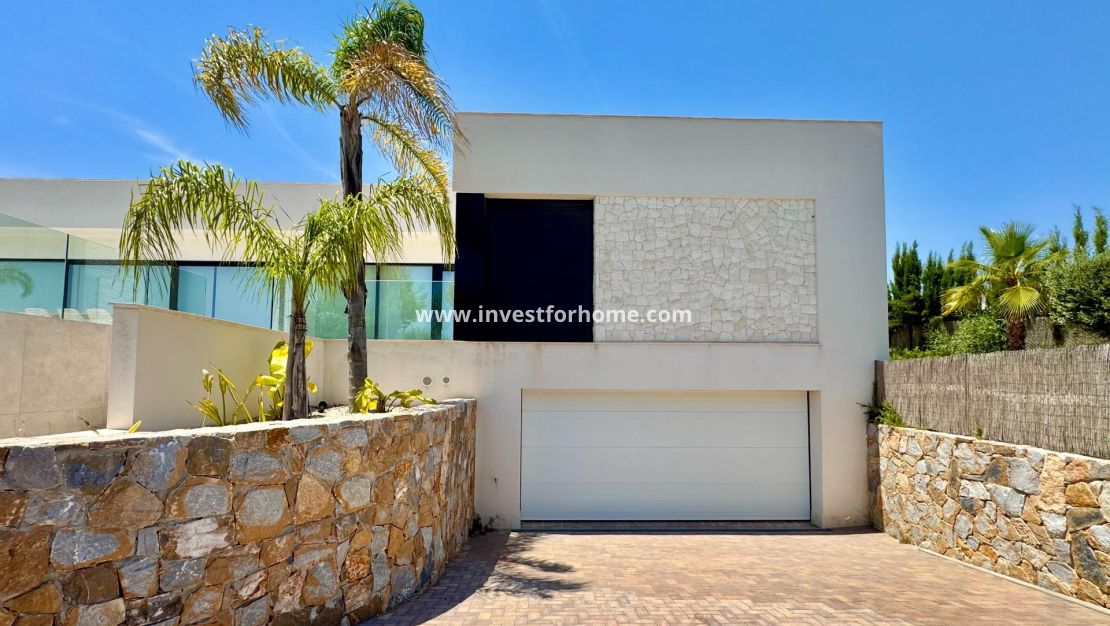 Sale - Villa - Orihuela Costa - Las Colinas Golf