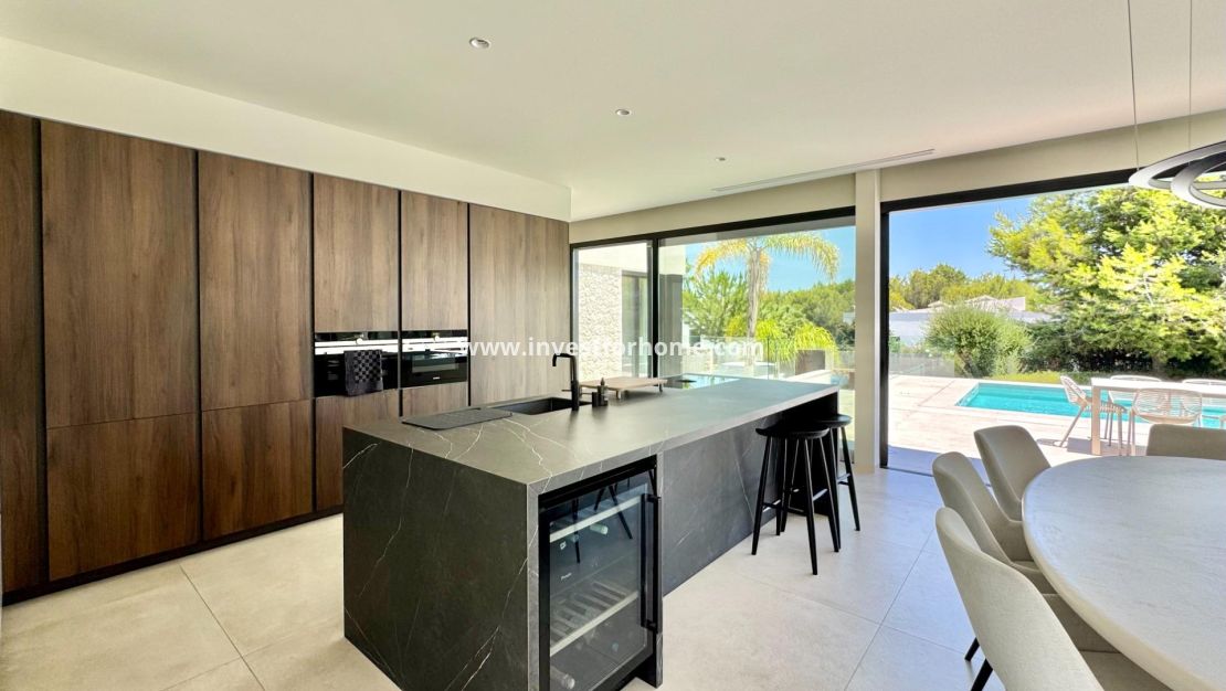 Sale - Villa - Orihuela Costa - Las Colinas Golf