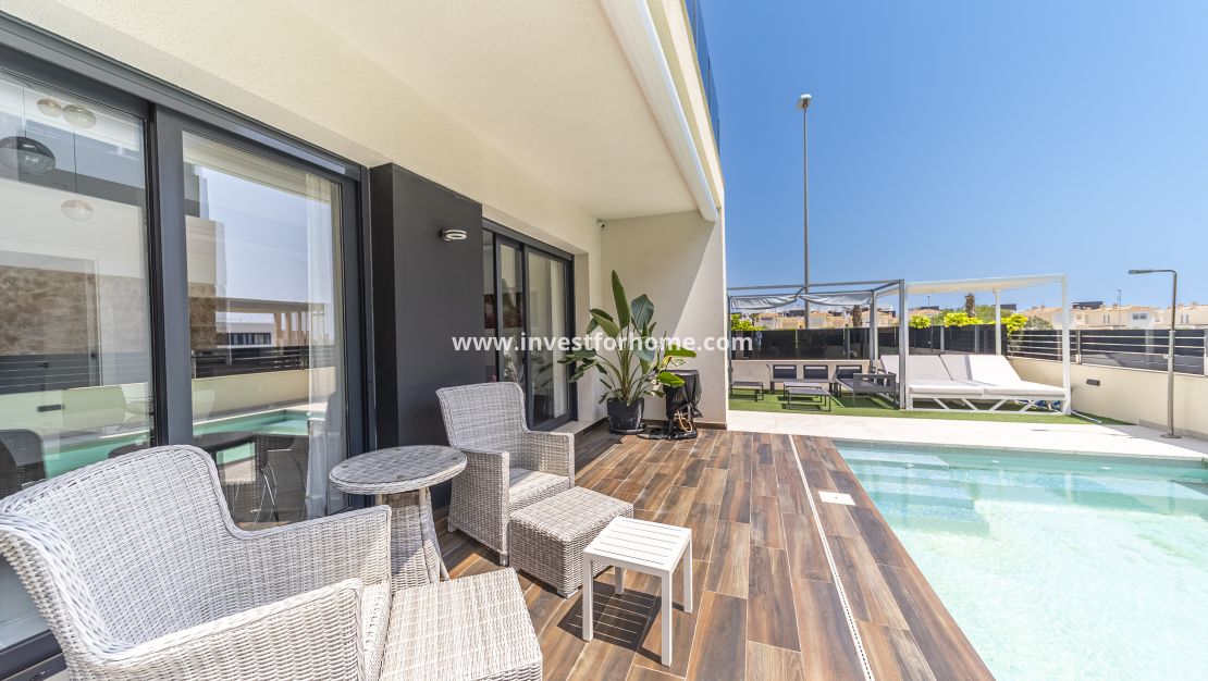 Sale - Villa - Orihuela Costa - Lomas De Cabo Roig