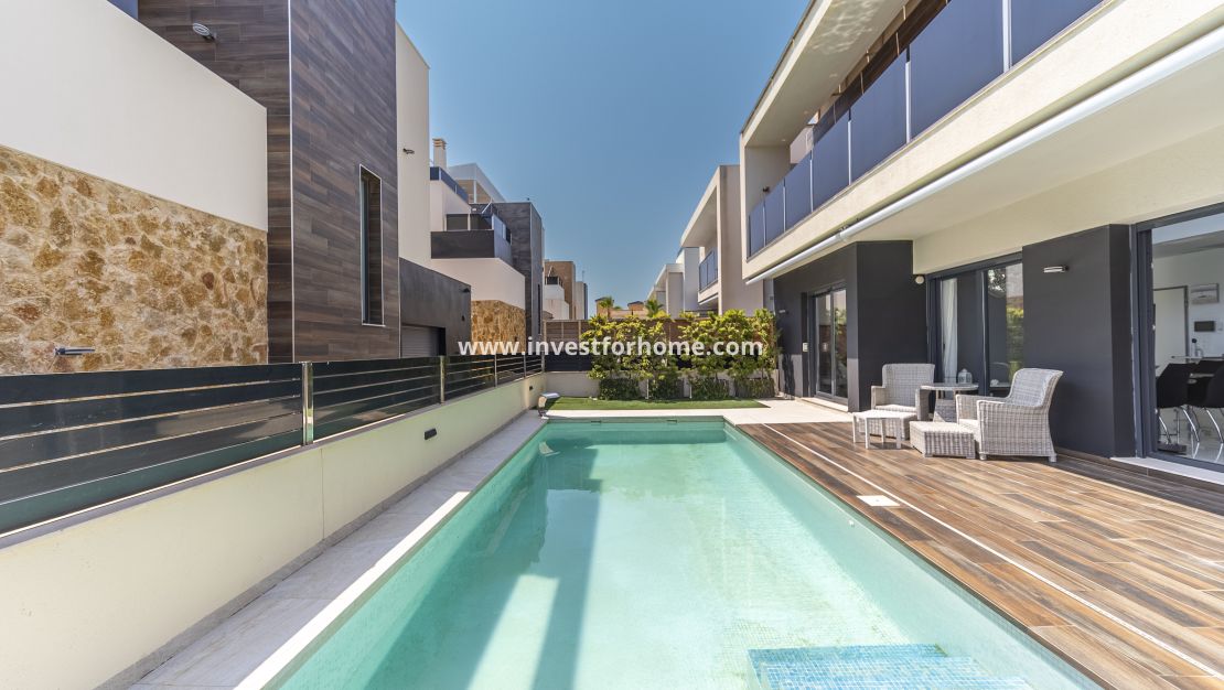 Sale - Villa - Orihuela Costa - Lomas De Cabo Roig