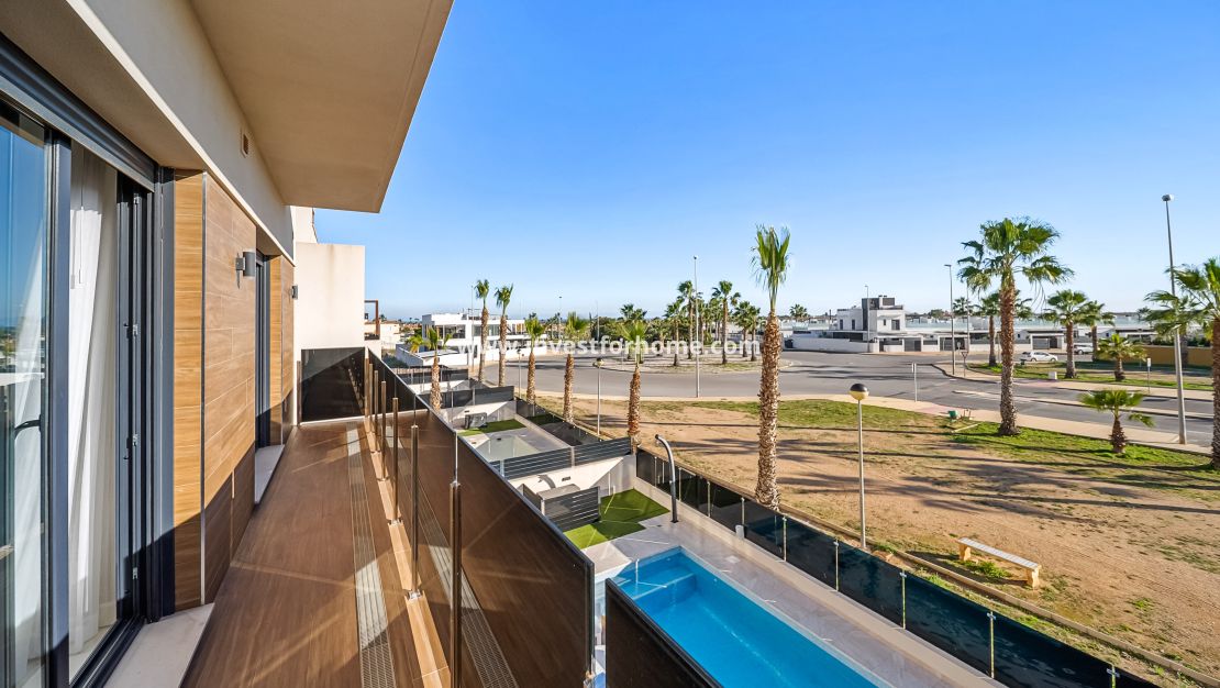 Sale - Villa - Orihuela Costa - Lomas De Cabo Roig