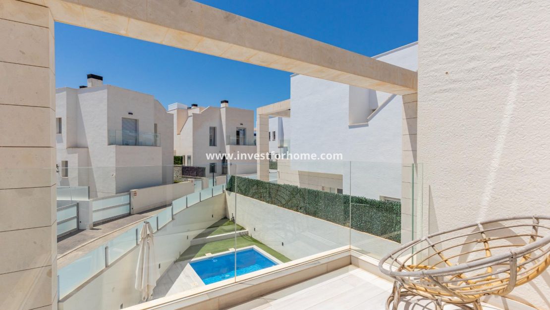 Sale - Villa - Orihuela Costa - Lomas De Cabo Roig