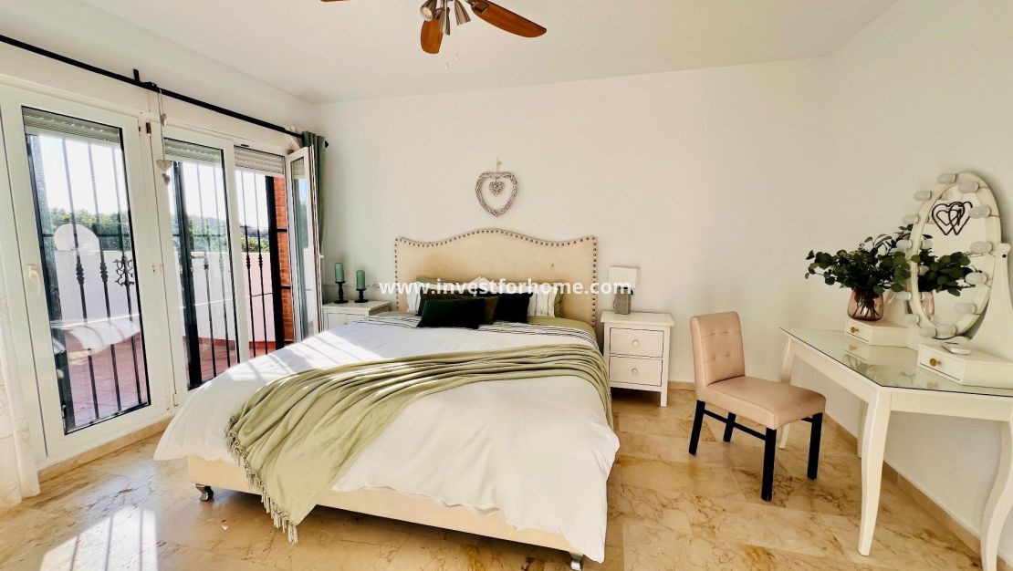 Sale - Villa - Orihuela Costa - Lomas De Campoamor Golf