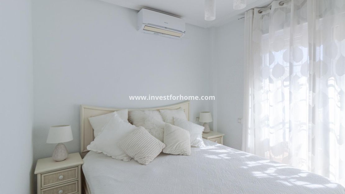 Sale - Villa - Orihuela Costa - Los Almendros-la Florida