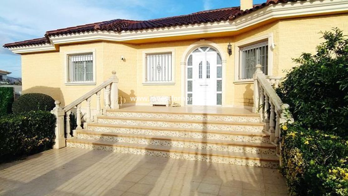 Sale - Villa - Orihuela Costa - LOS DESEMPARADOS