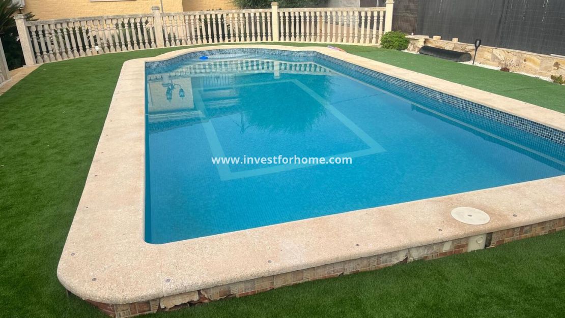 Sale - Villa - Orihuela Costa - LOS DESEMPARADOS