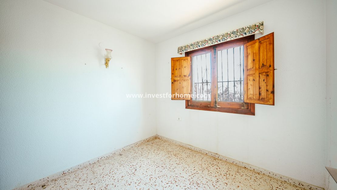 Sale - Villa - Orihuela Costa - Playa Flamenca