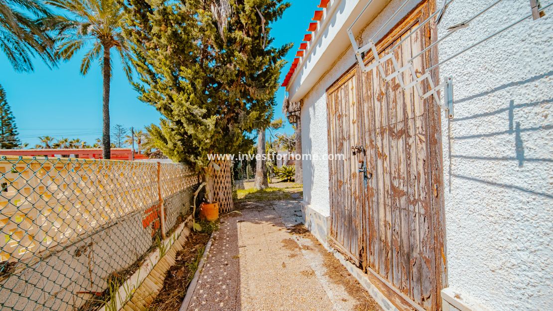 Sale - Villa - Orihuela Costa - Playa Flamenca