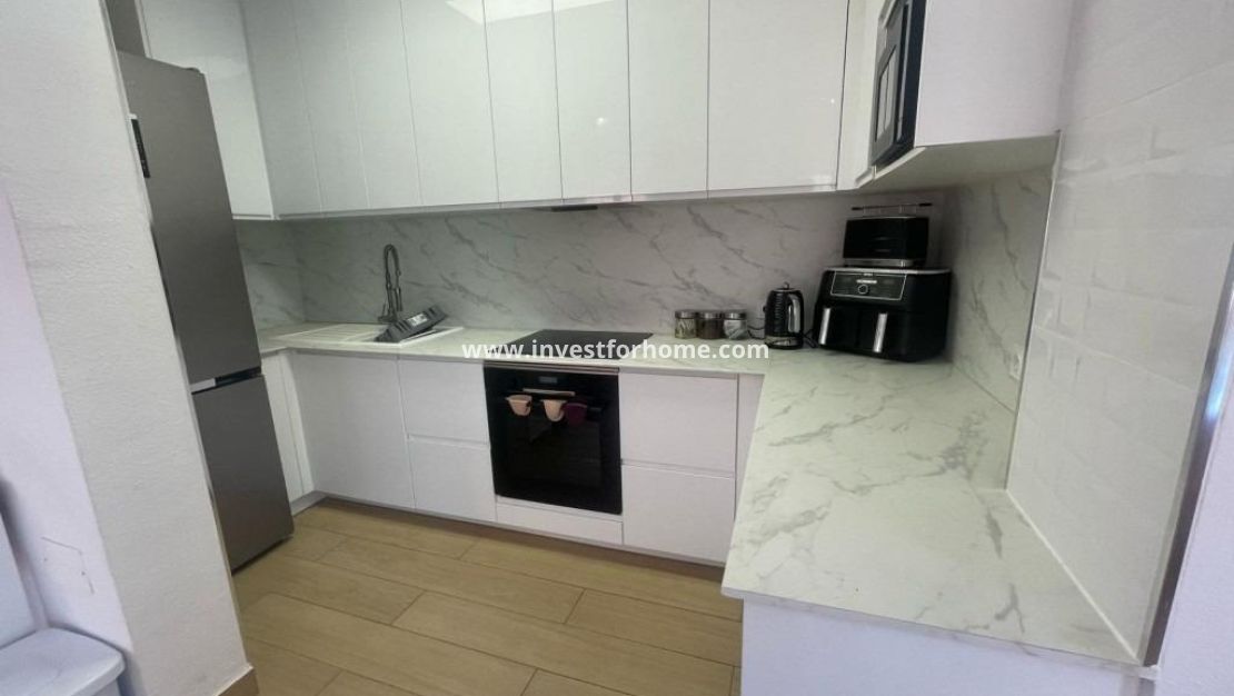 Sale - Villa - Orihuela Costa - Playa Flamenca