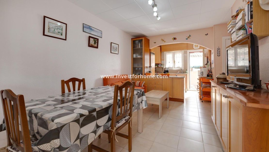 Sale - Villa - Orihuela Costa - Playa Flamenca