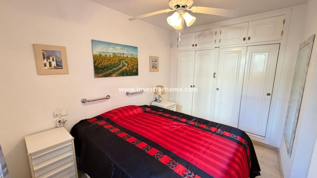 Sale - Villa - Orihuela Costa - Playa Flamenca