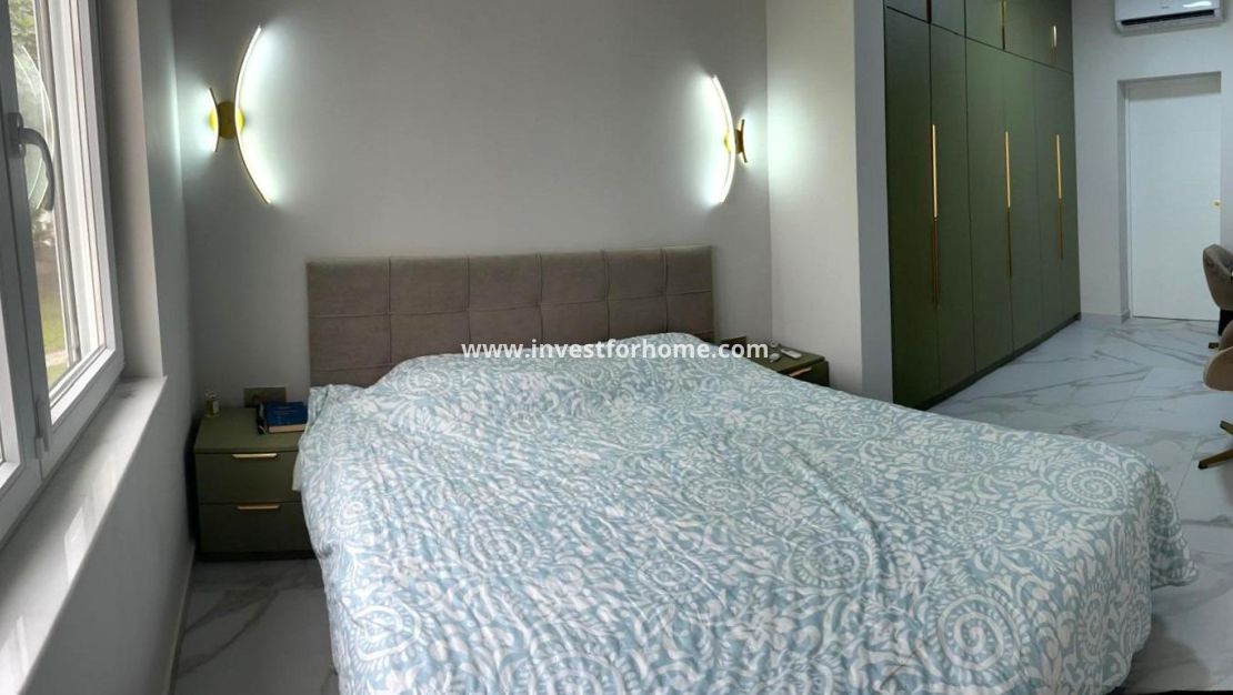Sale - Villa - Orihuela Costa - Playa Flamenca