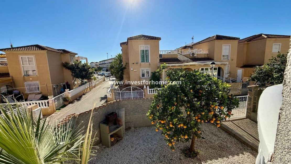 Sale - Villa - Orihuela Costa - Playa Flamenca