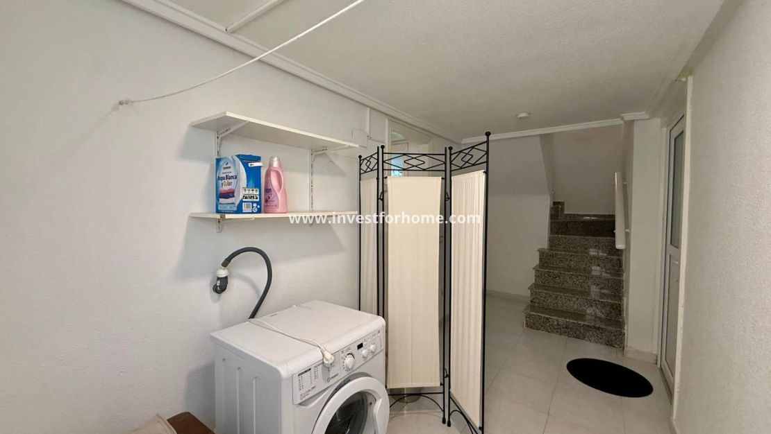 Sale - Villa - Orihuela Costa - Playa Flamenca