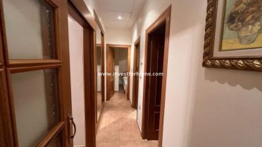 Sale - Villa - Orihuela Costa - Punta Prima