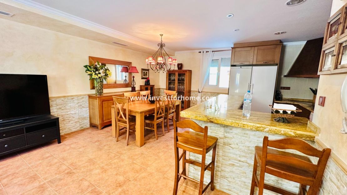 Sale - Villa - Orihuela Costa - Urb. Montepinar
