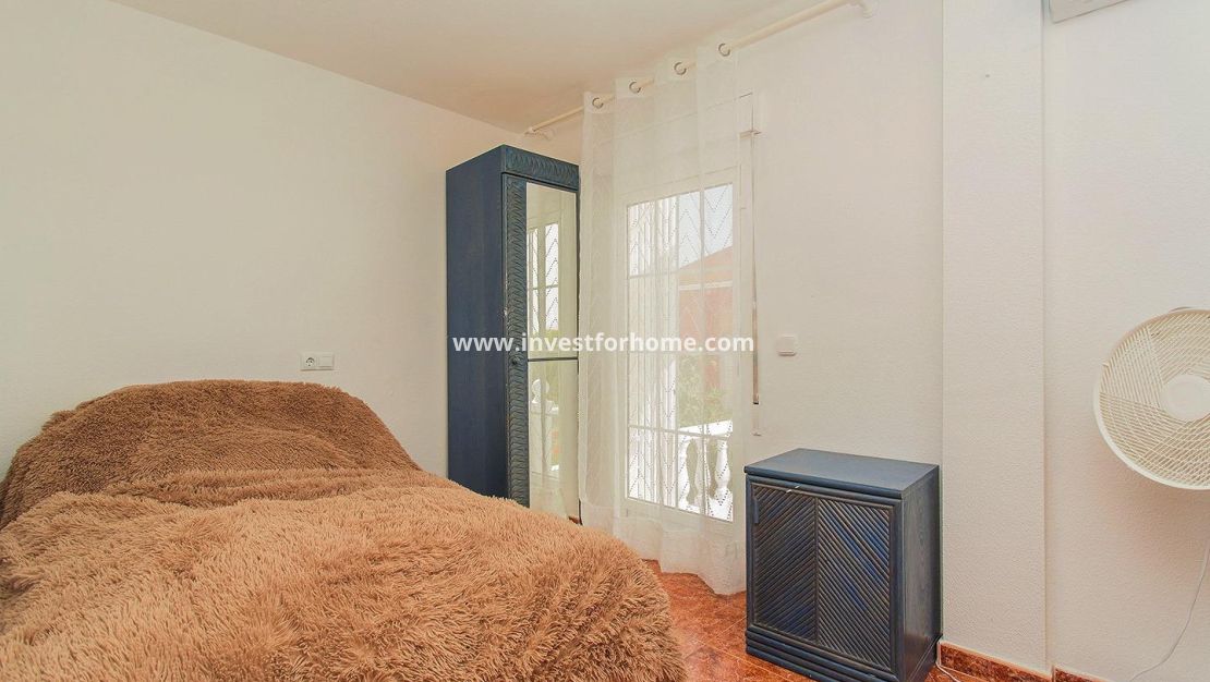 Sale - Villa - Orihuela Costa - Urbanización Perla Del Mar