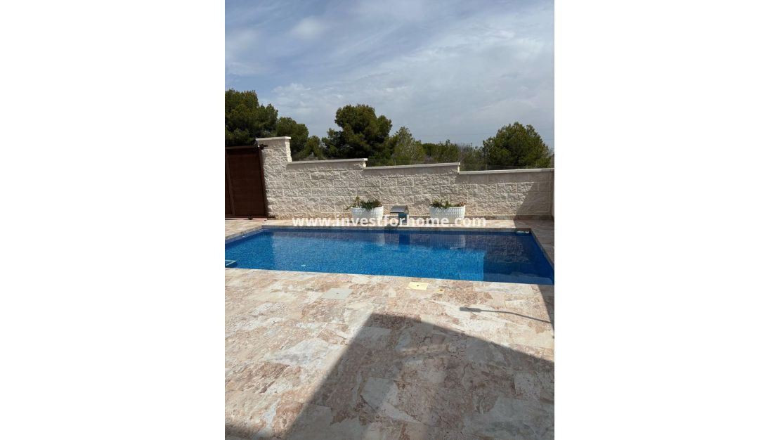 Sale - Villa - Orihuela Costa - Villamartín-las Filipinas