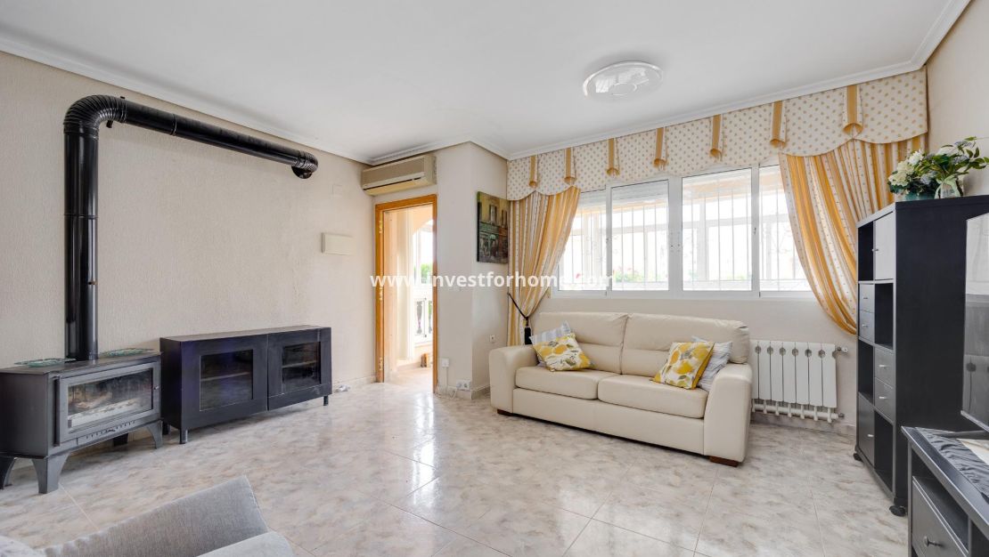 Sale - Villa - Orihuela Costa - Villamartín