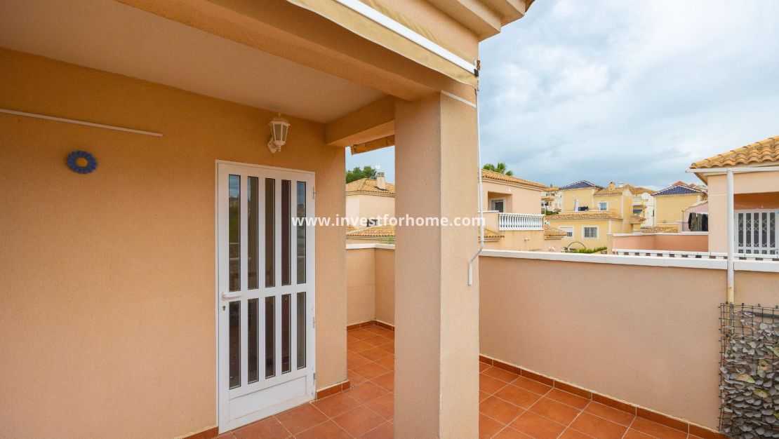 Sale - Villa - Orihuela Costa - Villamartín