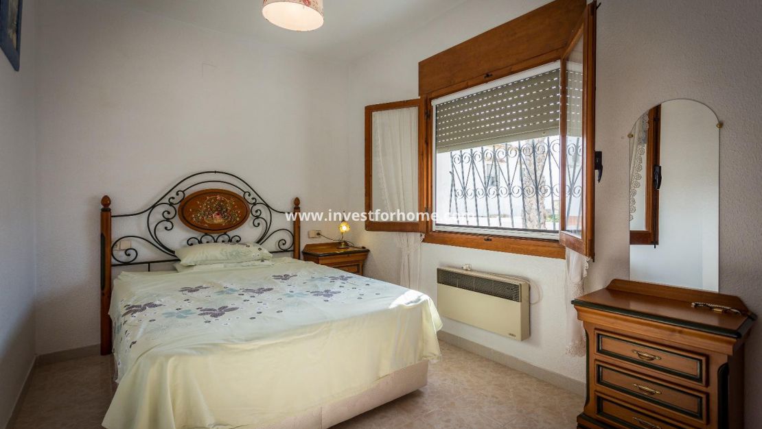 Sale - Villa - Orihuela Costa - Villamartín