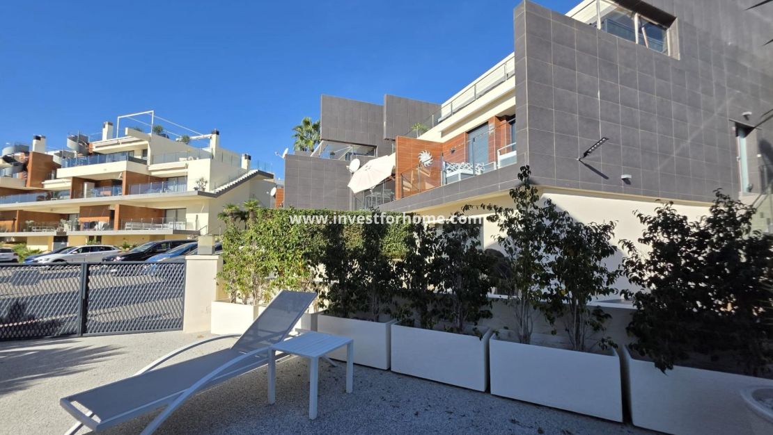 Sale - Villa - Orihuela Costa - Villamartín