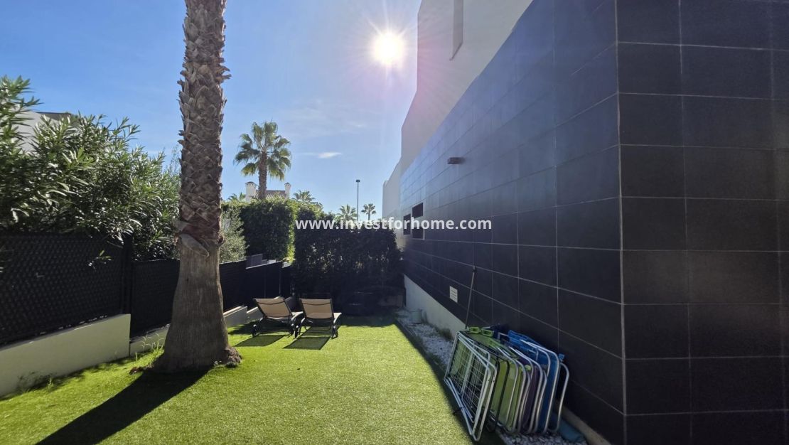 Sale - Villa - Orihuela Costa - Villamartín