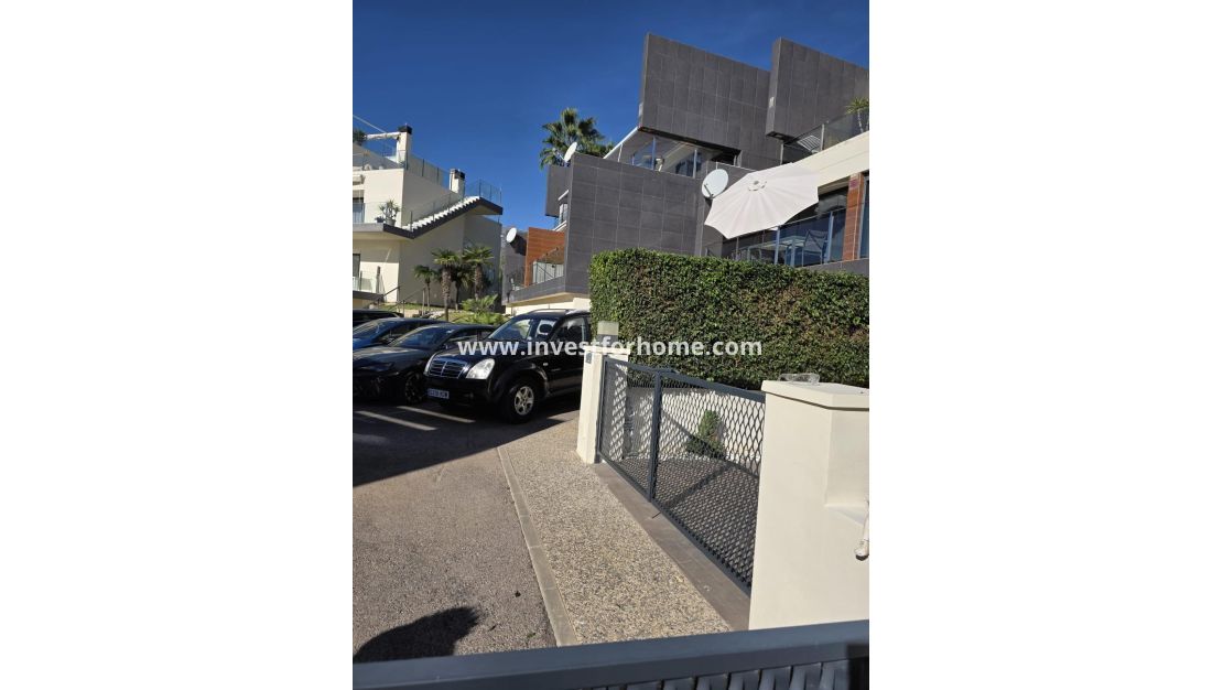 Sale - Villa - Orihuela Costa - Villamartín