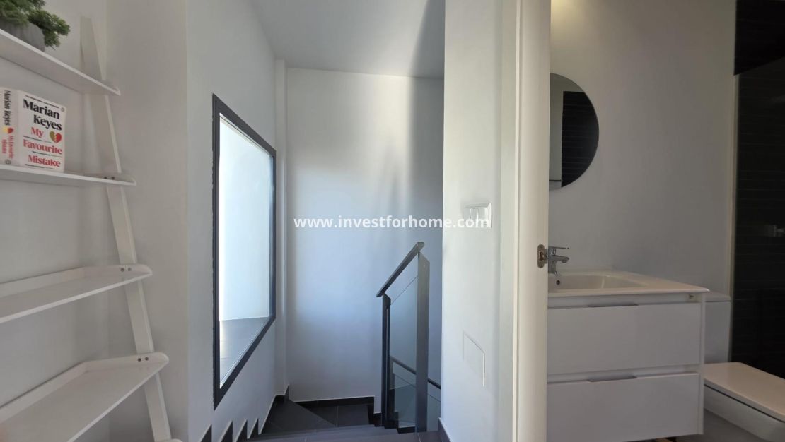 Sale - Villa - Orihuela Costa - Villamartín