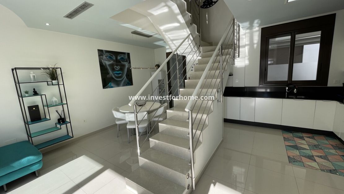 Sale - Villa - Orihuela Costa - Villamartin