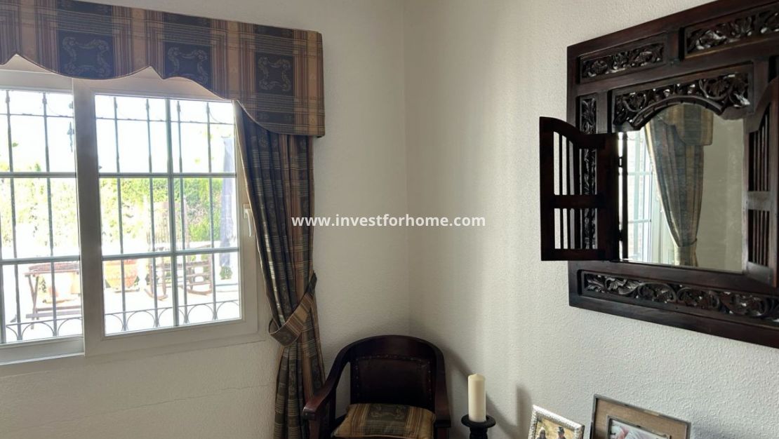 Sale - Villa - Orihuela Costa - Villamartin