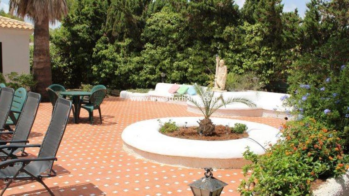 Sale - Villa - Orihuela Costa - Villamartín