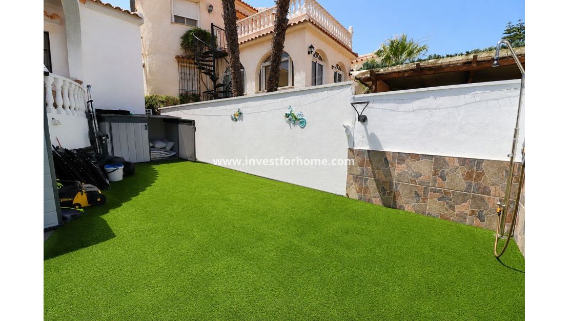 Sale - Villa - Orihuela Costa - Villamartín