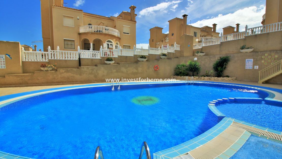 Sale - Villa - Orihuela Costa - Villamartín