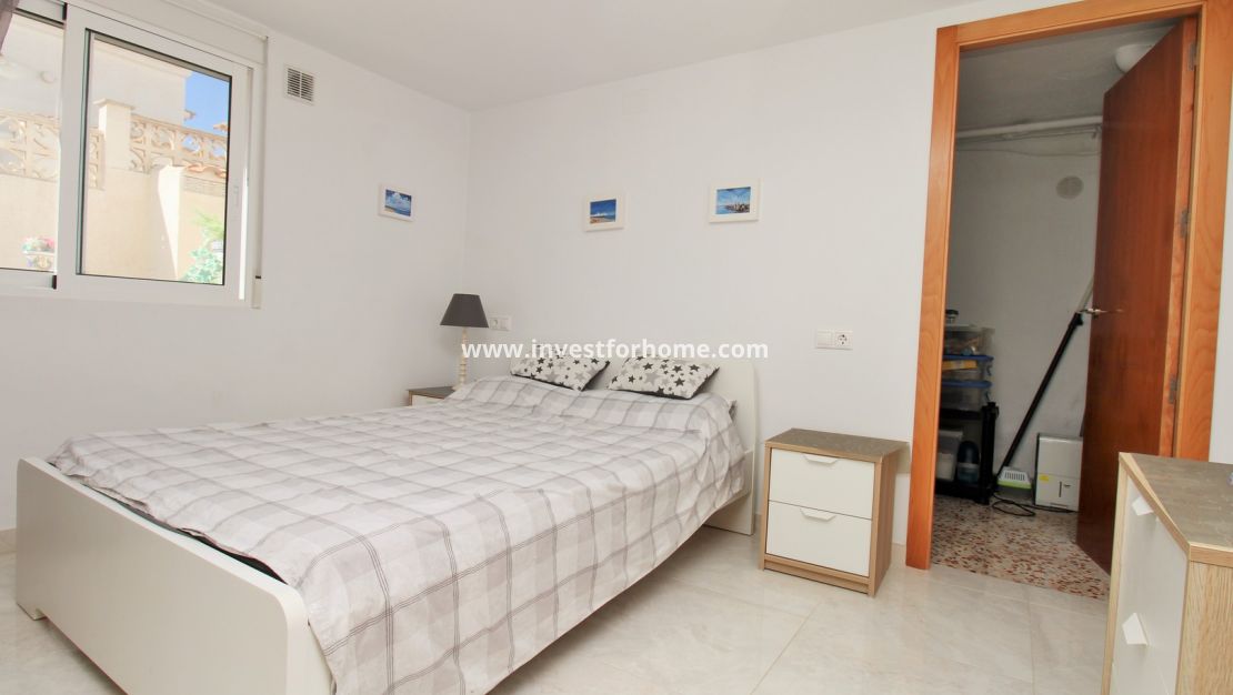 Sale - Villa - Orihuela Costa - Villamartín