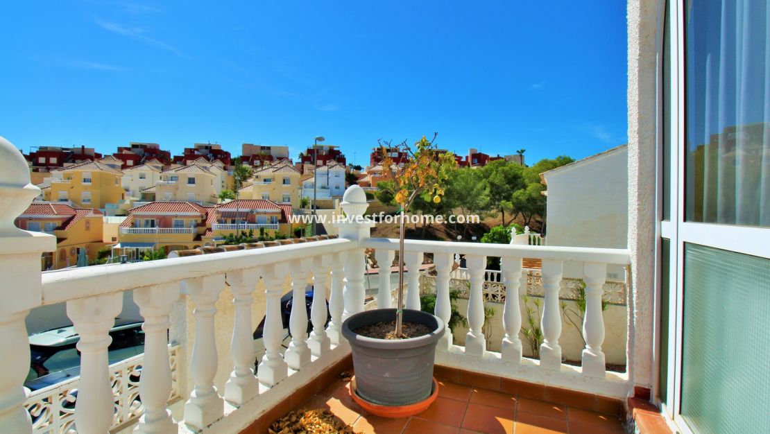 Sale - Villa - Orihuela Costa - Villamartín