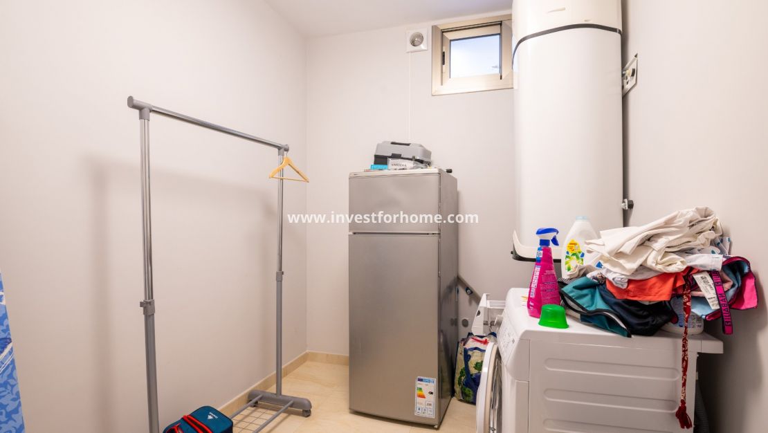 Sale - Villa - Orihuela Costa - Villamartín