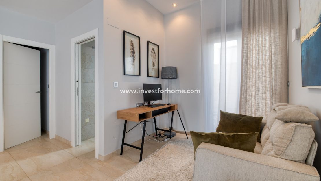 Sale - Villa - Orihuela Costa - Villamartín