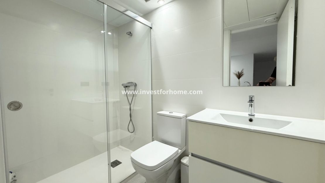 Sale - Villa - Orihuela Costa - Villamartín