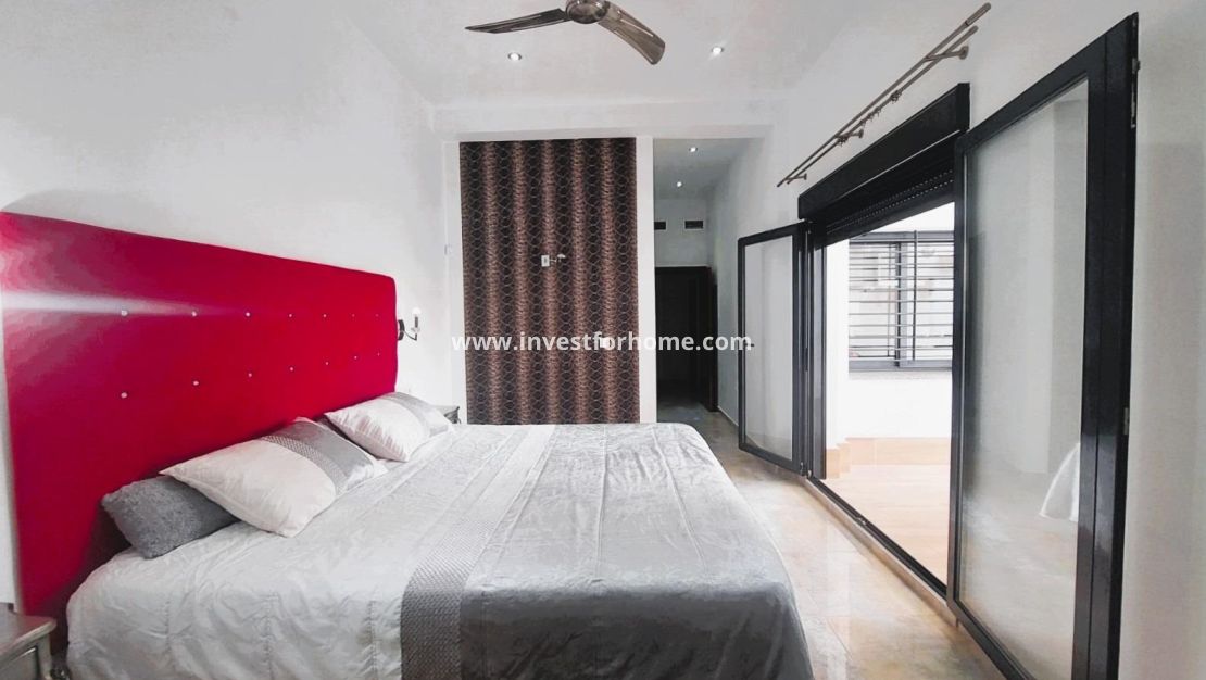 Sale - Villa - Pilar de la Horadada - Costa Blanca