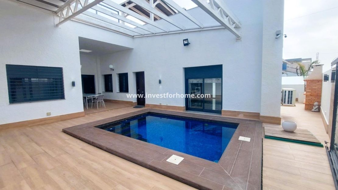 Sale - Villa - Pilar de la Horadada - Costa Blanca