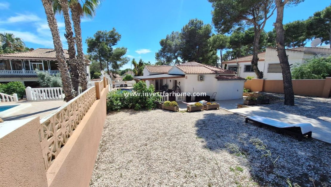 Sale - Villa - Pilar de la Horadada - Pinar de Campoverde