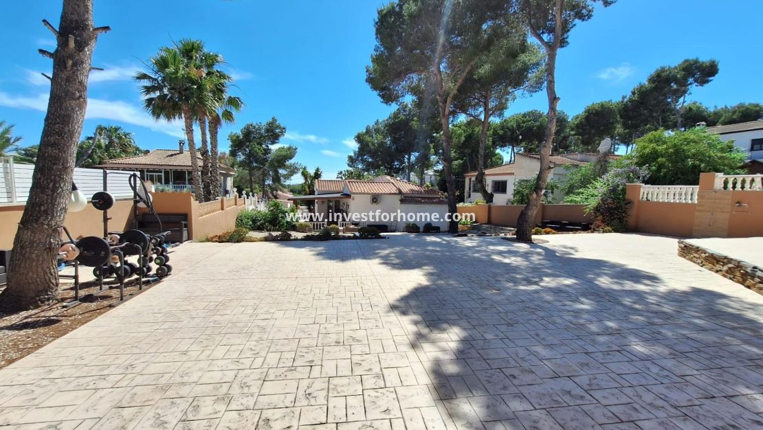 Sale - Villa - Pilar de la Horadada - Pinar de Campoverde