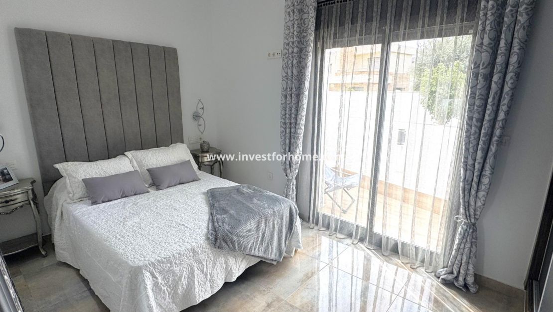 Sale - Villa - Pilar de la Horadada - Torre De La Horadada