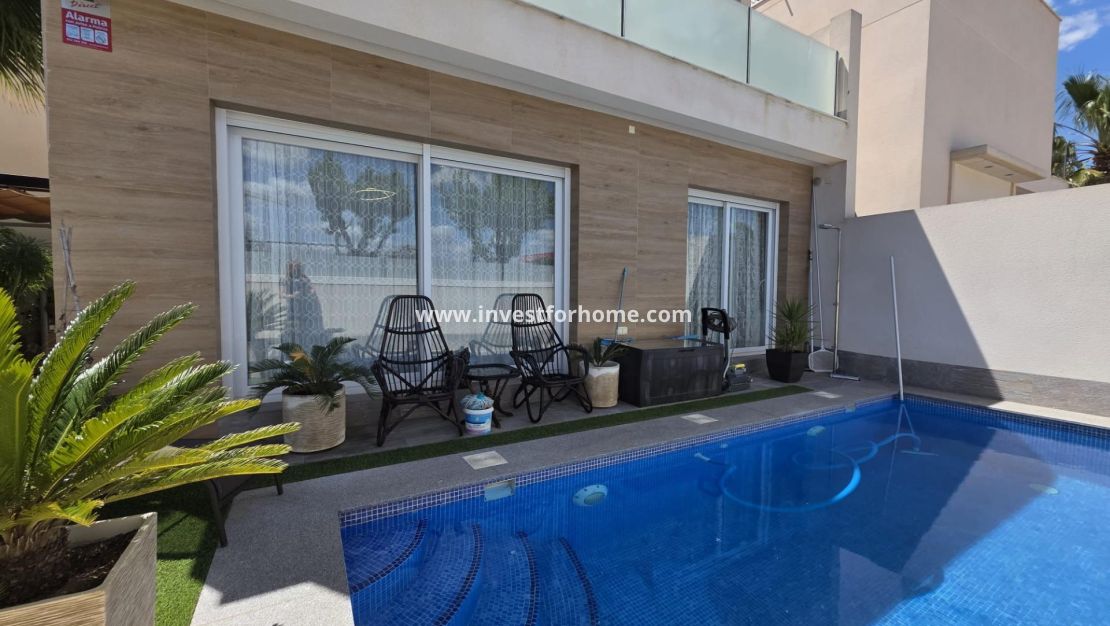 Sale - Villa - Pilar de la Horadada - Zona Pueblo