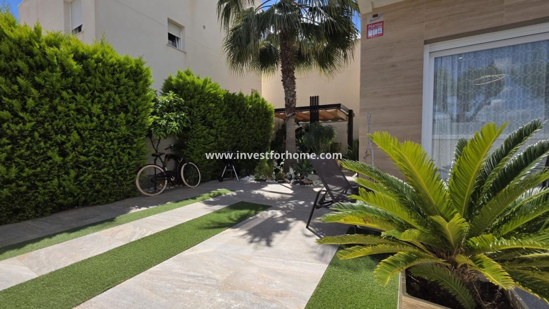 Sale - Villa - Pilar de la Horadada - Zona Pueblo