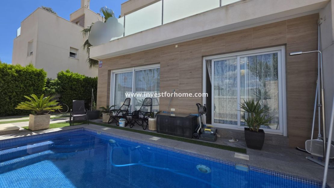 Sale - Villa - Pilar de la Horadada - Zona Pueblo