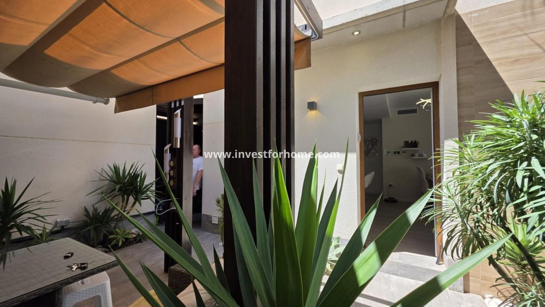 Sale - Villa - Pilar de la Horadada - Zona Pueblo